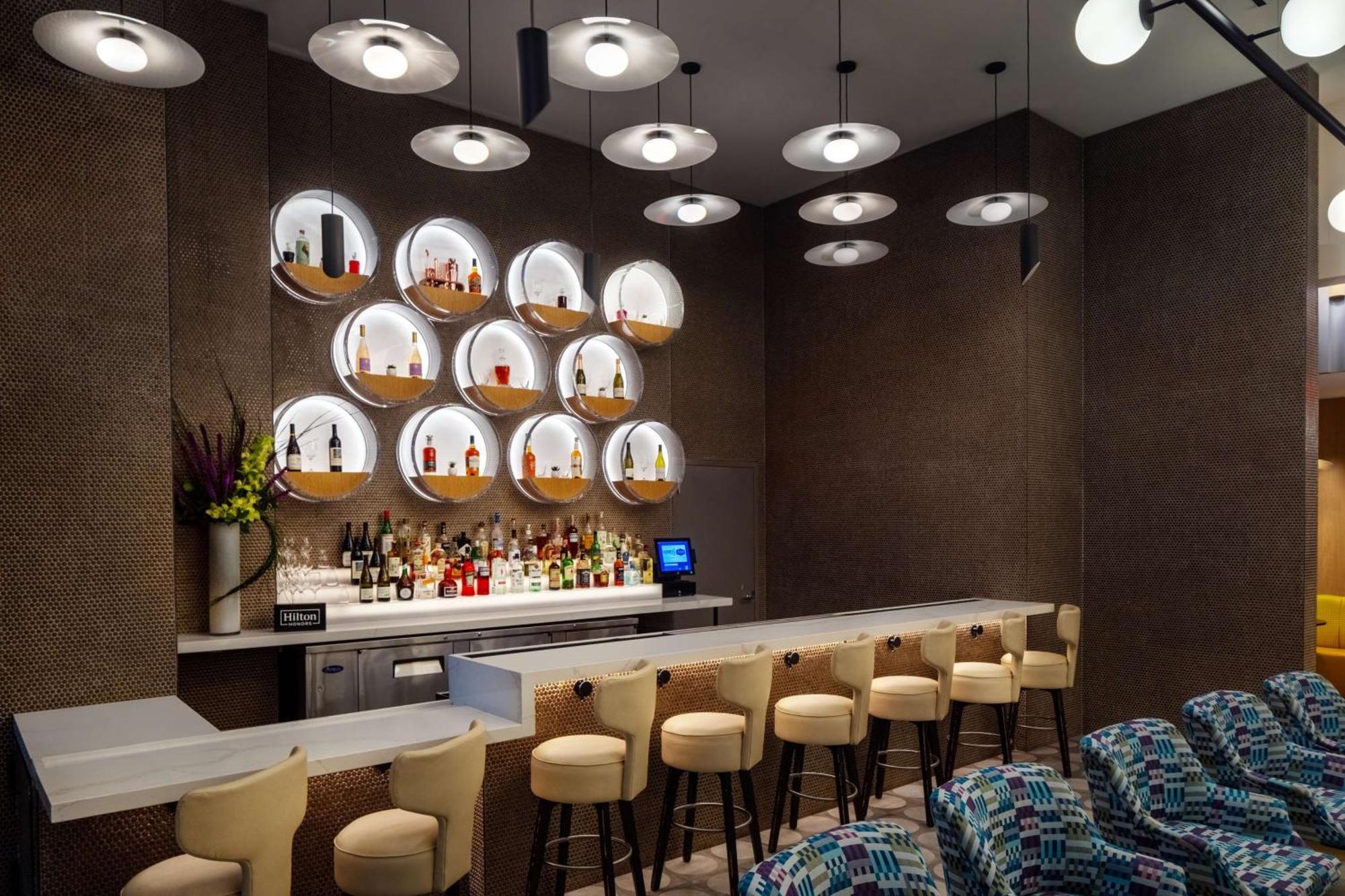 Hampton Inn By Hilton New York Times Square エクステリア 写真